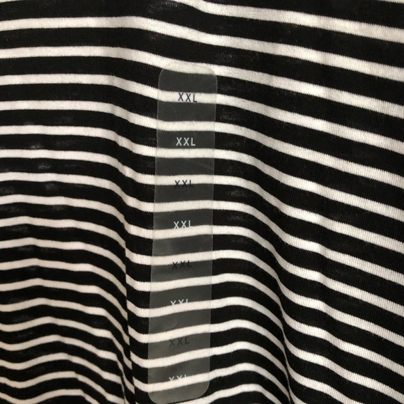 Gap Top, Size XXL, NWT - Picture 2 of 4